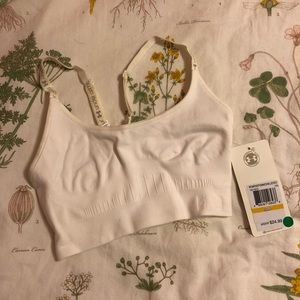 NWT Under Armour sports bra